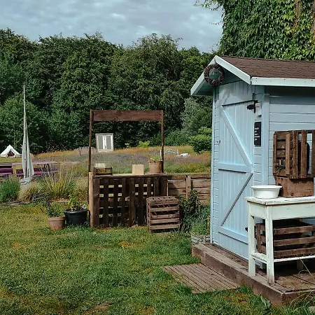 Campsite Wilcze Pole - Tu Odpoczniesz Od Swiata Postomino