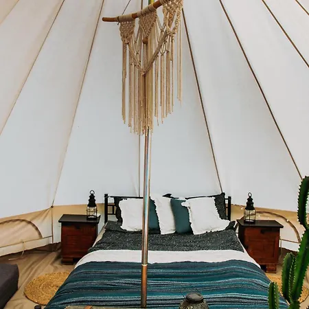 Wilcze Pole - Tu Odpoczniesz Od Swiata אתר קמפינג