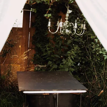 캠프장 Wilcze Pole - Tu Odpoczniesz Od Swiata Postomino